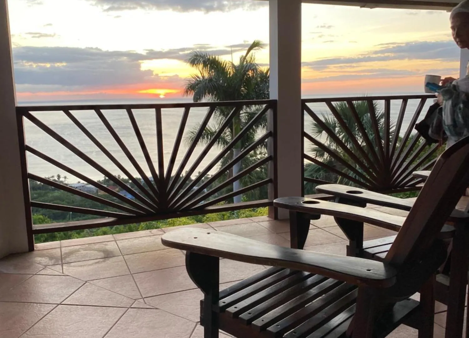 Ocean Breeze Retreat Villa Whitehouse