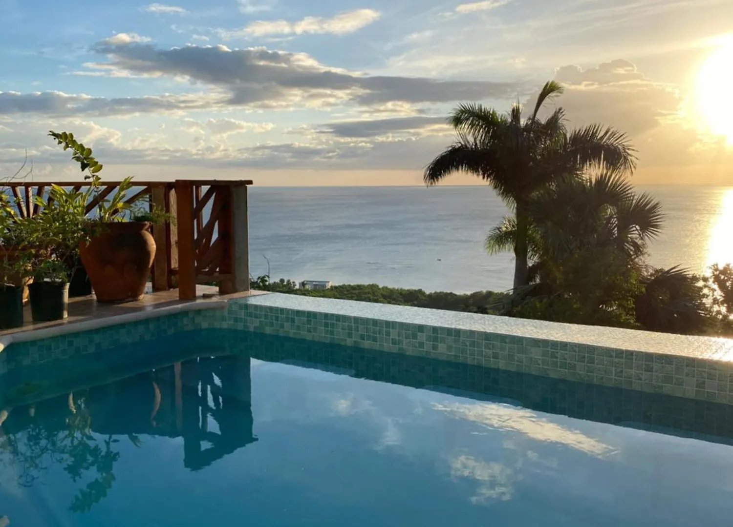 Ocean Breeze Retreat Villa Whitehouse