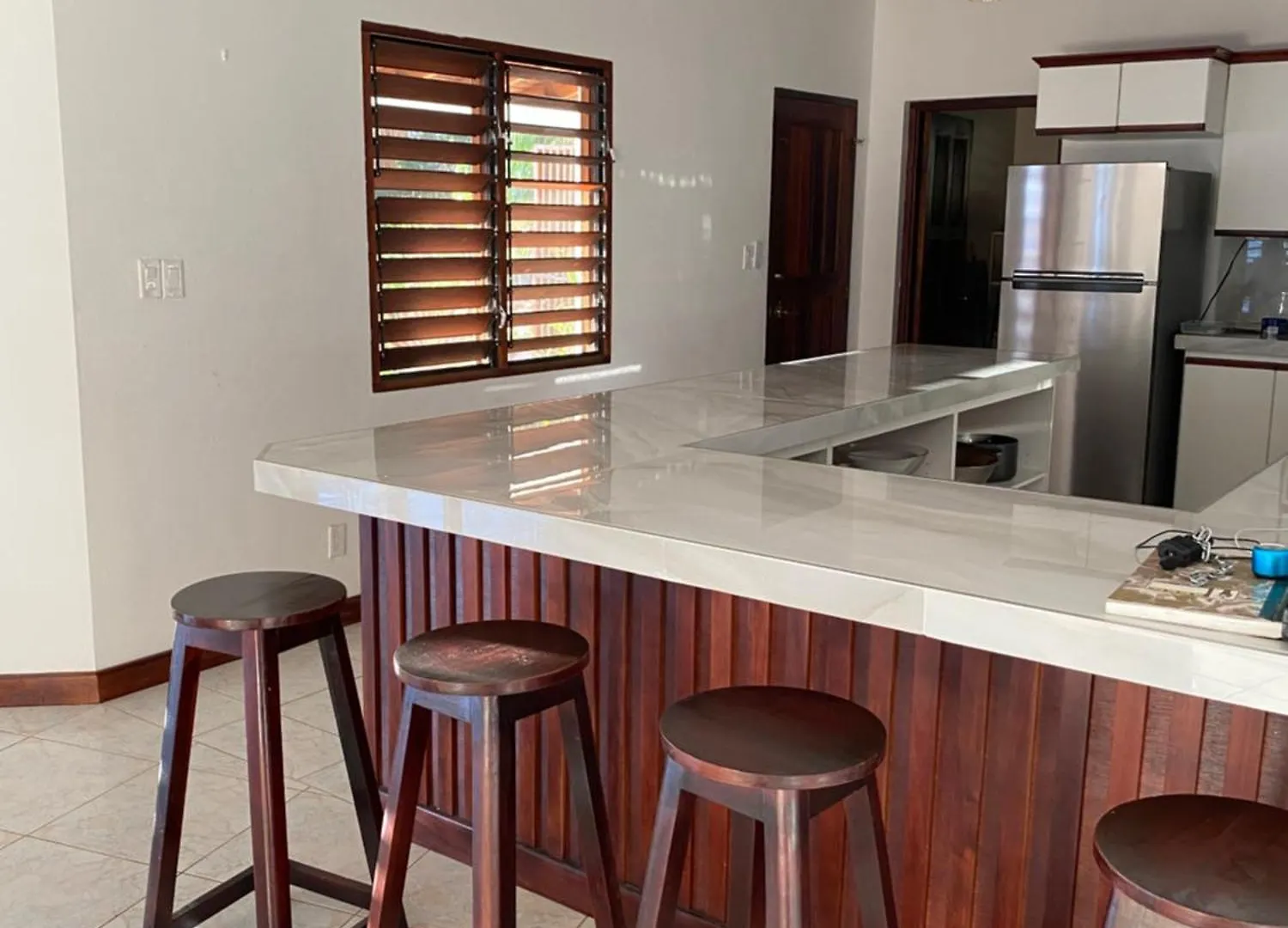 Ocean Breeze Retreat Villa Whitehouse